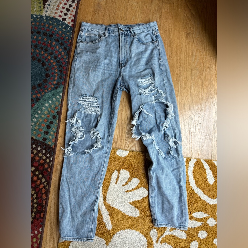 American Eagle Mom Jeans